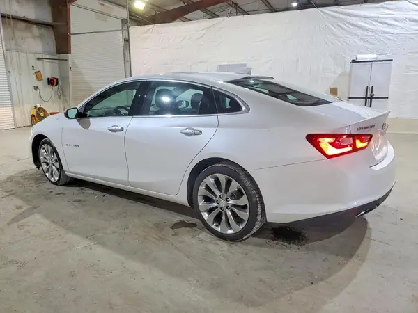 1G1ZH5SX9GF189688 2016 CHEVROLET MALIBU - Image 2