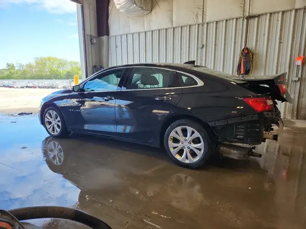 1G1ZH5SX9HF140329 2017 CHEVROLET MALIBU - Image 2
