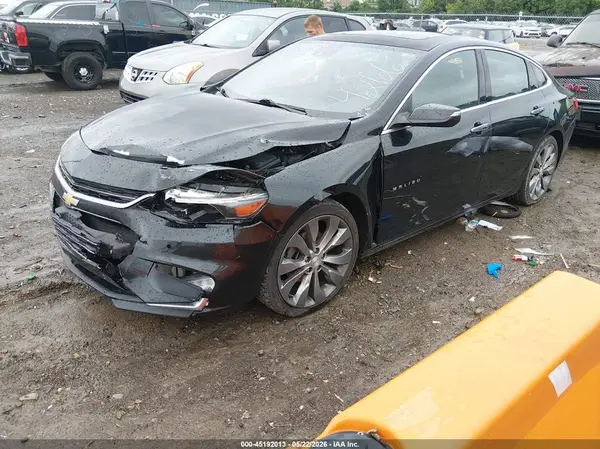 1G1ZH5SX9HF144266 2017 CHEVROLET MALIBU - Image 2