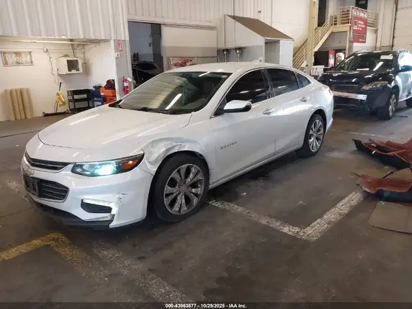 1G1ZH5SX9HF149600 2017 CHEVROLET MALIBU - Image 2