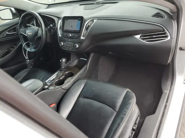 1G1ZH5SXXHF137083 2017 CHEVROLET MALIBU - Image 8