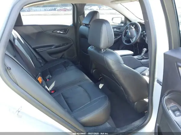 1G1ZH5SXXHF175087 2017 CHEVROLET MALIBU - Image 8