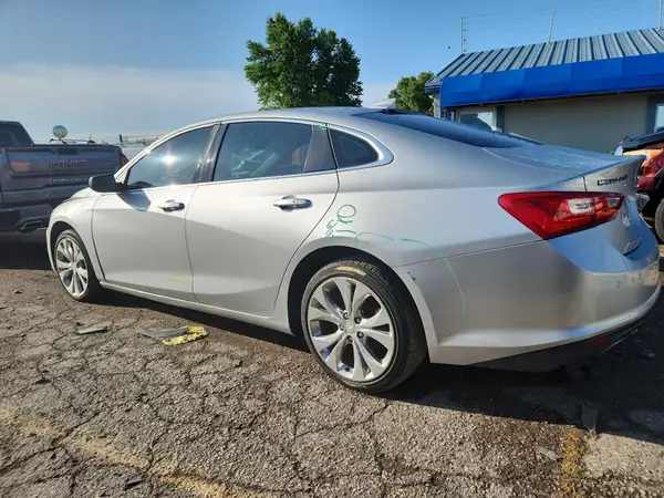 1G1ZH5SXXHF267980 2017 CHEVROLET MALIBU - Image 2