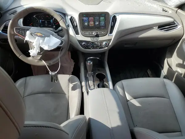 1G1ZH5SXXHF273813 2017 CHEVROLET MALIBU - Image 8