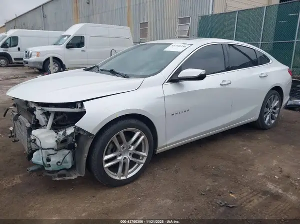 1G1ZH5SXXHF285475 2017 CHEVROLET MALIBU - Image 2