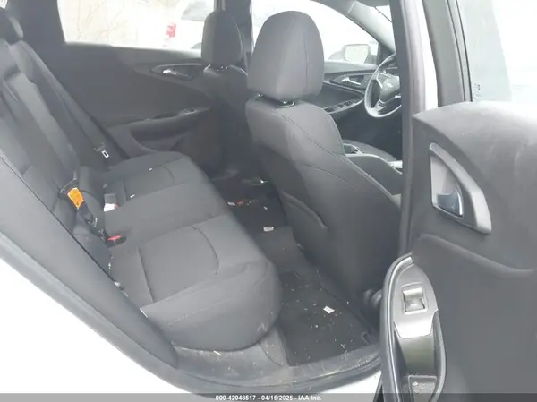 1G1ZJ5SU1HF155286 2017 CHEVROLET MALIBU - Image 8