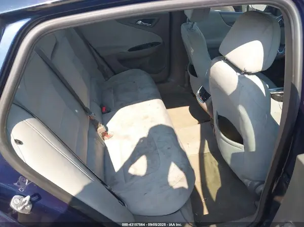 1G1ZJ5SU1HF180771 2017 CHEVROLET MALIBU - Image 8