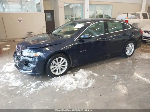 1G1ZJ5SU1HF228625 2017 CHEVROLET MALIBU - Image 2