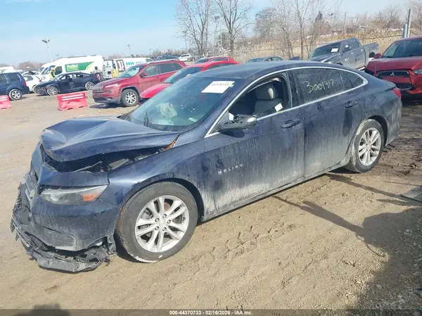 1G1ZJ5SU1HF233873 2017 CHEVROLET MALIBU - Image 2