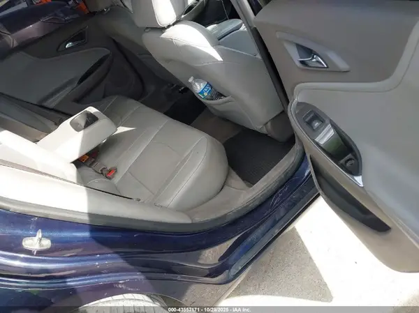 1G1ZJ5SU2GF320115 2016 CHEVROLET MALIBU - Image 8