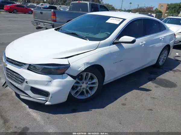 1G1ZJ5SU2GF322821 2016 CHEVROLET MALIBU - Image 2