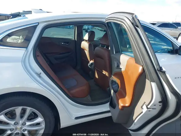 1G1ZJ5SU2HF245496 2017 CHEVROLET MALIBU - Image 8