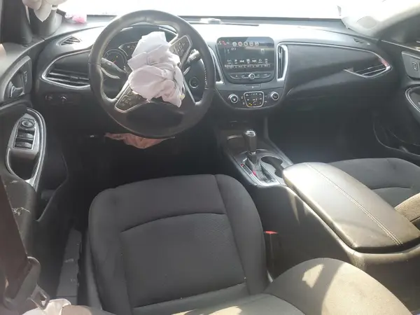 1G1ZJ5SU3HF214001 2017 CHEVROLET MALIBU - Image 8