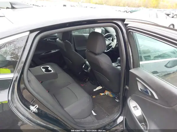 1G1ZJ5SU3HF215309 2017 CHEVROLET MALIBU - Image 8