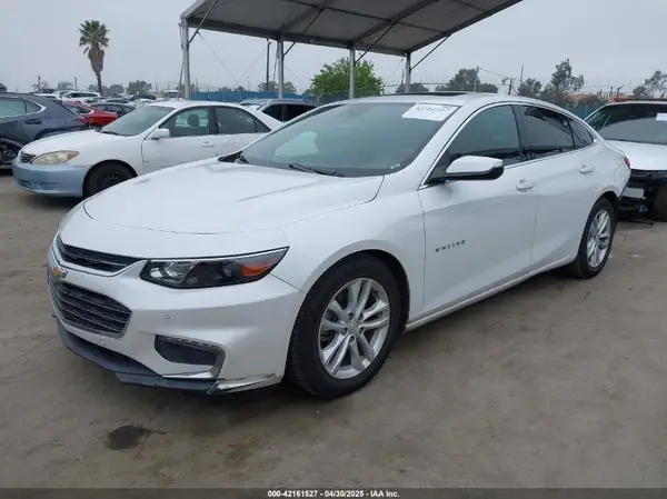 1G1ZJ5SU4HF133136 2017 CHEVROLET MALIBU - Image 2