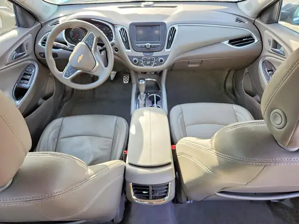 1G1ZJ5SU4HF243362 2017 CHEVROLET MALIBU - Image 8