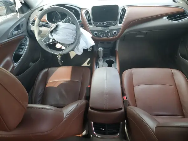1G1ZJ5SU4HF261120 2017 CHEVROLET MALIBU - Image 8