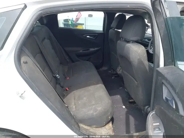 1G1ZJ5SU5HF122579 2017 CHEVROLET MALIBU - Image 8