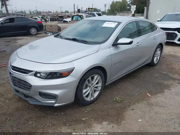 1G1ZJ5SU5HF146803 2017 CHEVROLET MALIBU - Image 2