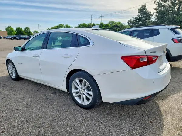1G1ZJ5SU5HF207163 2017 CHEVROLET MALIBU - Image 2