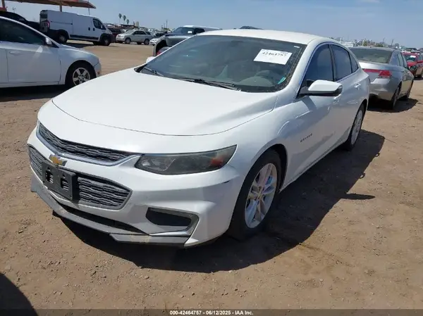 1G1ZJ5SU6HF187828 2017 CHEVROLET MALIBU - Image 2