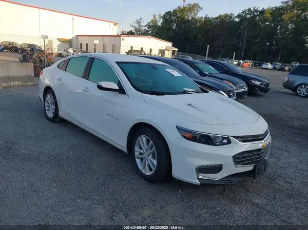 1G1ZJ5SU6HF210220 2017 CHEVROLET MALIBU - Image 1