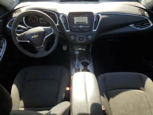 1G1ZJ5SU7HF102172 2017 CHEVROLET MALIBU - Image 8