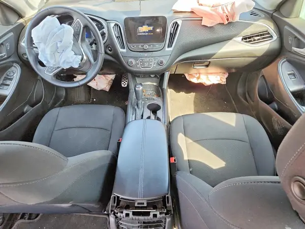 1G1ZJ5SU7HF150819 2017 CHEVROLET MALIBU - Image 8
