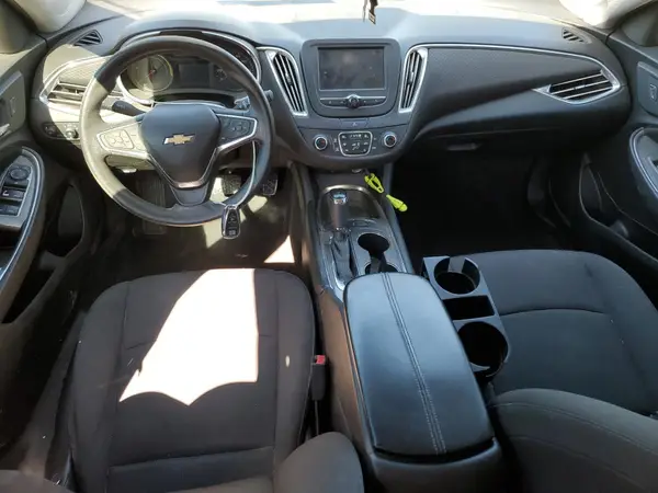 1G1ZJ5SU7HF264576 2017 CHEVROLET MALIBU - Image 8