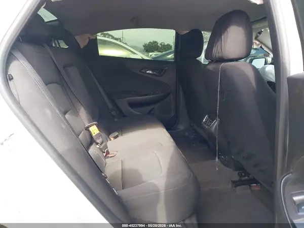 1G1ZJ5SU8HF259080 2017 CHEVROLET MALIBU - Image 8