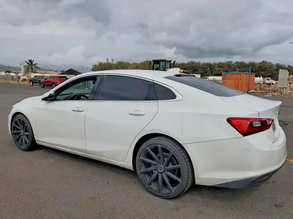 1G1ZJ5SU8HF285257 2017 CHEVROLET MALIBU - Image 2