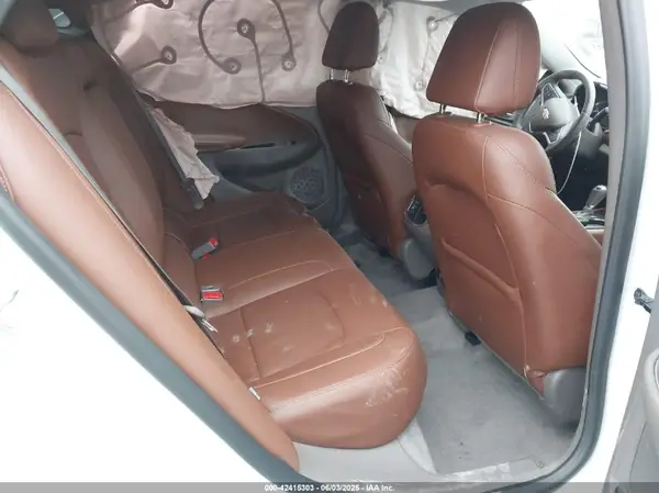 1G1ZJ5SU9GF288070 2016 CHEVROLET MALIBU - Image 8