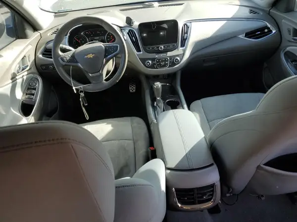 1G1ZJ5SU9HF214570 2017 CHEVROLET MALIBU - Image 8