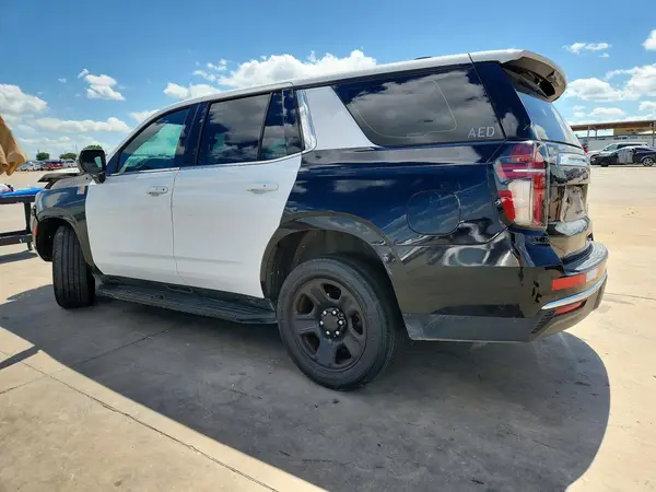 1GBSCLED6PR286654 2023 CHEVROLET TAHOE - Image 2