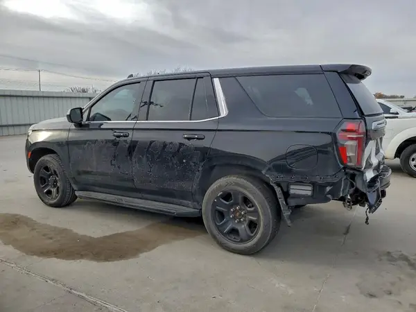1GBSCLED6PR458312 2023 CHEVROLET TAHOE - Image 2