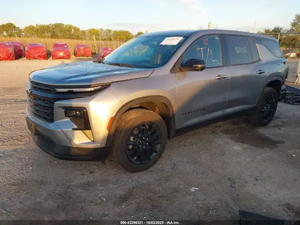 1GNEREKS4RJ147976 2024 CHEVROLET TRAVERSE - Image 2