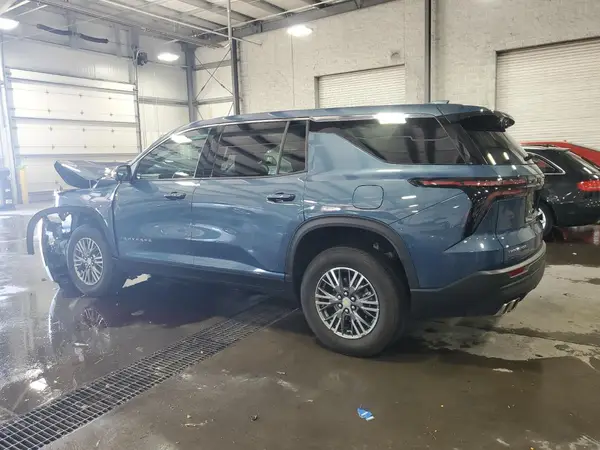 1GNEREKS6RJ153584 2024 CHEVROLET TRAVERSE - Image 2