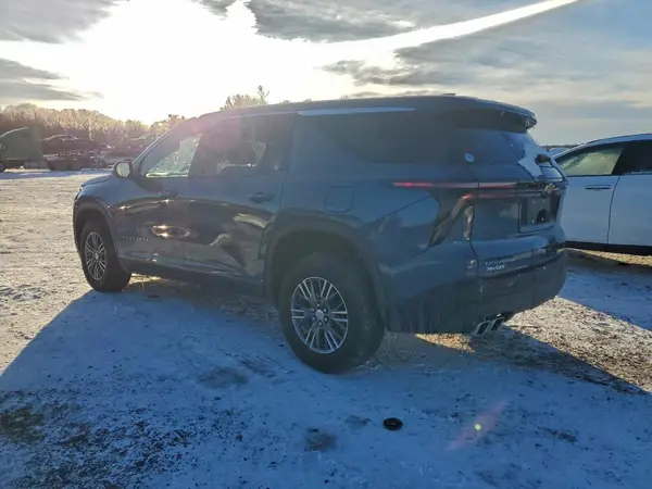 1GNEREKS7RJ155876 2024 CHEVROLET TRAVERSE - Image 2