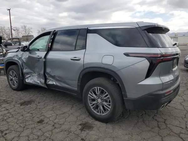 1GNEREKS7RJ217874 2024 CHEVROLET TRAVERSE - Image 2