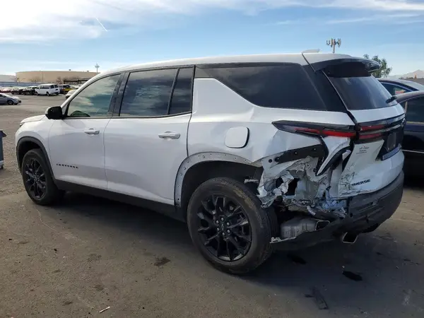 1GNEREKS8RJ179121 2024 CHEVROLET TRAVERSE - Image 2