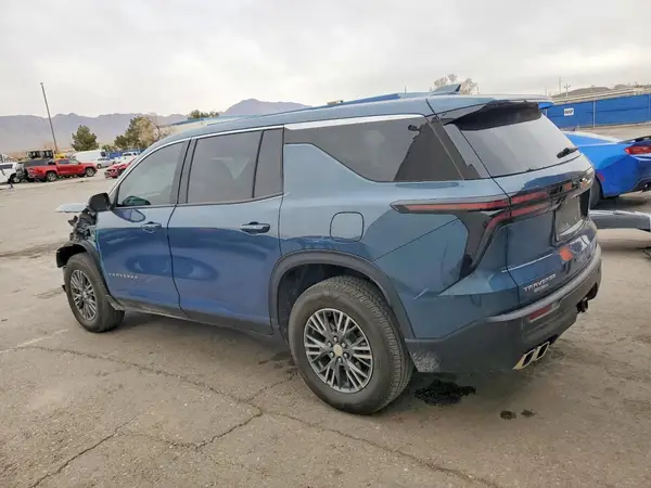 1GNEREKS8RJ227765 2024 CHEVROLET TRAVERSE - Image 2