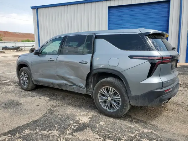 1GNEREKS9RJ164434 2024 CHEVROLET TRAVERSE - Image 2