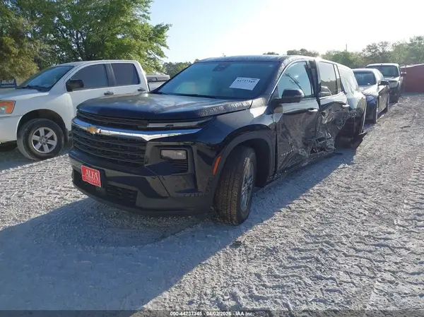 1GNERFKS5RJ179101 2024 CHEVROLET TRAVERSE - Image 2