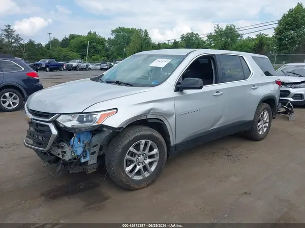 1GNERFKW0JJ109531 2018 CHEVROLET TRAVERSE - Image 2