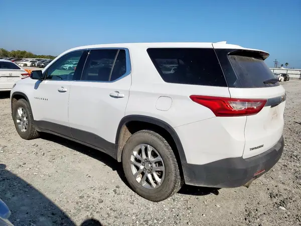 1GNERFKW0JJ121467 2018 CHEVROLET TRAVERSE - Image 2