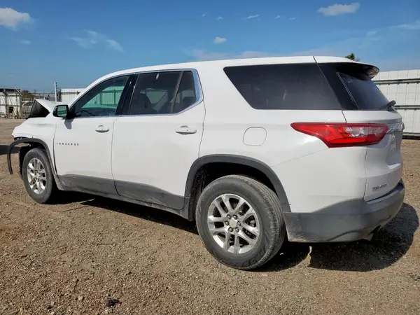 1GNERFKW0JJ172533 2018 CHEVROLET TRAVERSE - Image 2