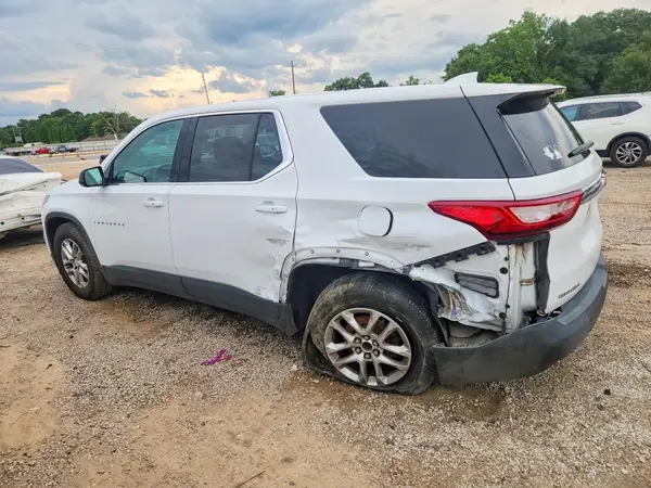 1GNERFKW0JJ185296 2018 CHEVROLET TRAVERSE - Image 2
