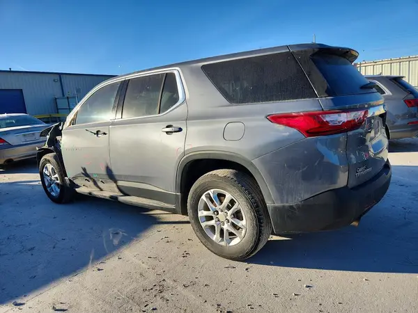 1GNERFKW0JJ195844 2018 CHEVROLET TRAVERSE - Image 2