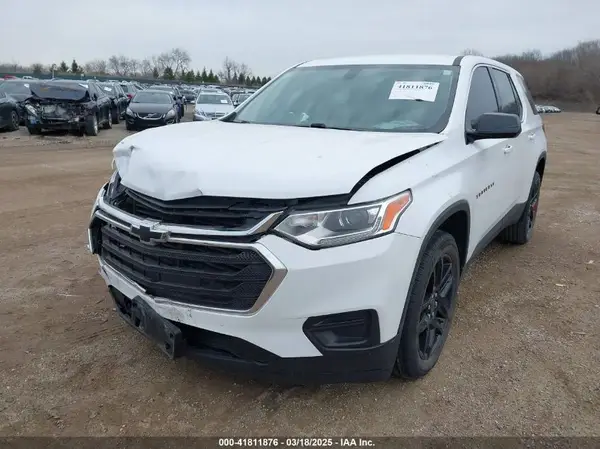 1GNERFKW0JJ222542 2018 CHEVROLET TRAVERSE - Image 2