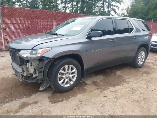 1GNERFKW0JJ224369 2018 CHEVROLET TRAVERSE - Image 2